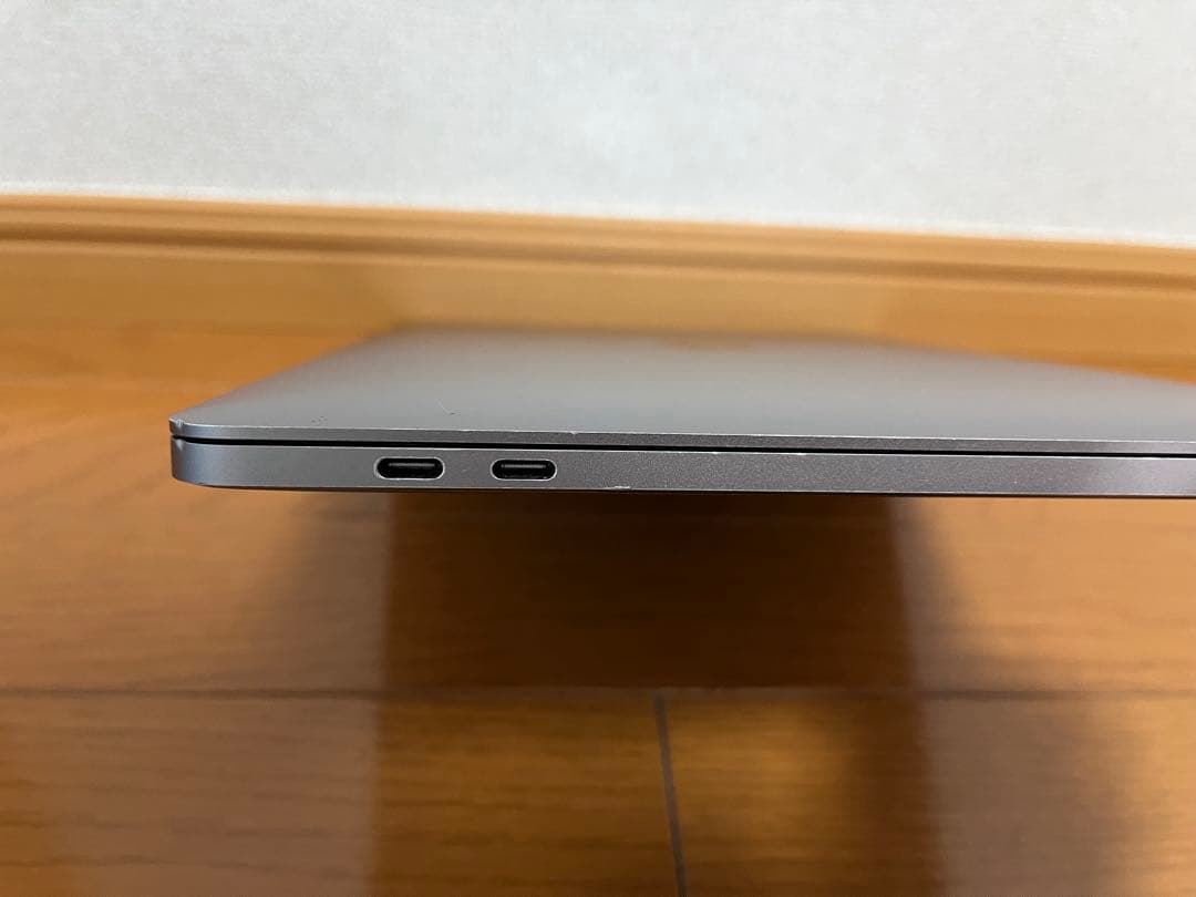 MacBook本体 MacBook Pro 13 2019 Core i7 | 16GB 512GB