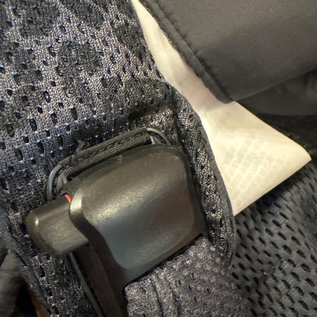 BABYBJÖRN 抱っこ紐 ブラック レオパード柄