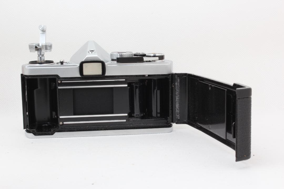 【良品】オリンパス Olympus OM-1 シルバー ボディ