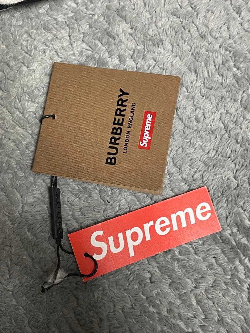 値下げ　BURBERRY supreme ラグビー　シャツ