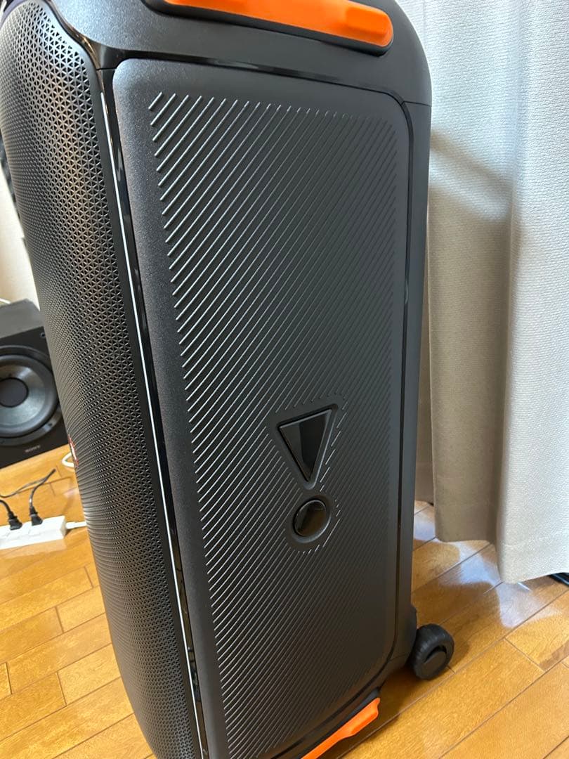JBL PartyBox 710ワイヤレススピーカー