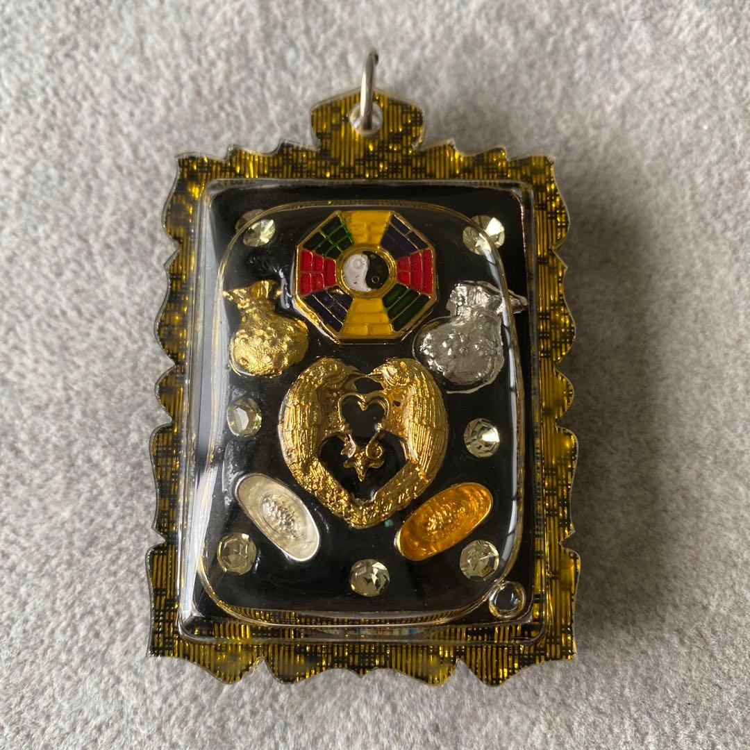 プラクルアン 虎王 ルーシーサミンプライ 虎の力 金運 ビジネス運 繁栄 御守り