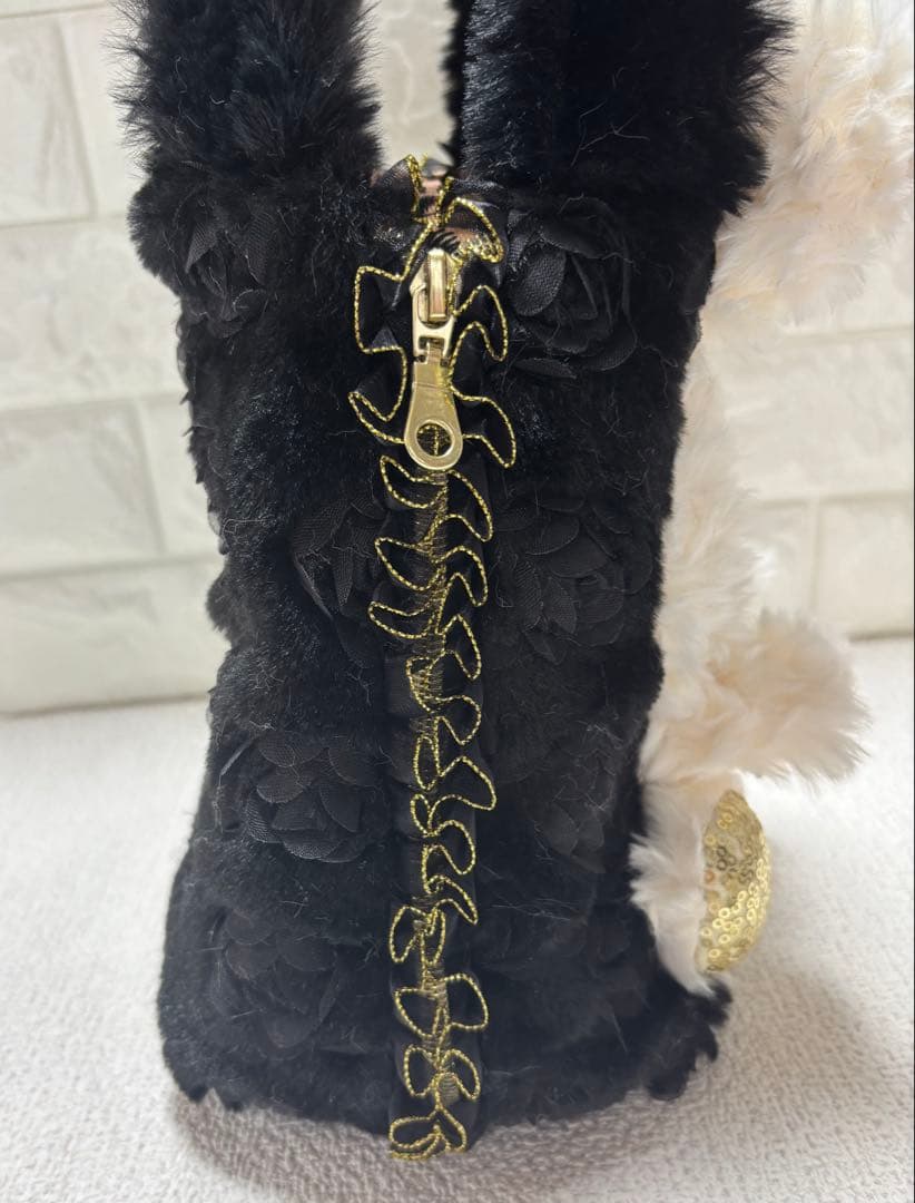 黒*こ様 コヤンイサムチョン　サイドファスナーバッグ　白うさぎちゃん　ヒョウ柄