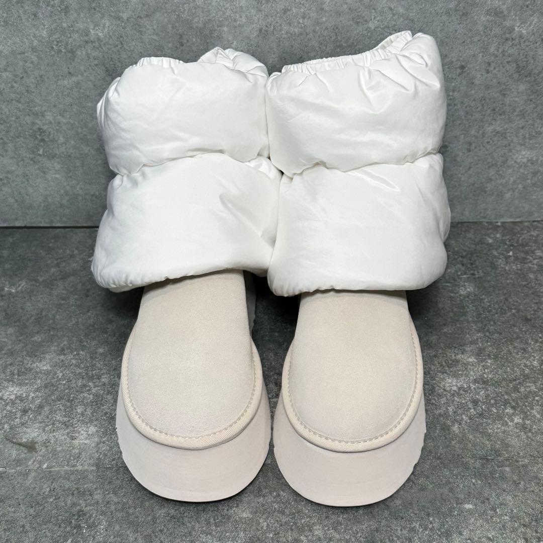 【新品未使用】UGG クラシックミニ ディッパー パッファー ホワイト 23cm