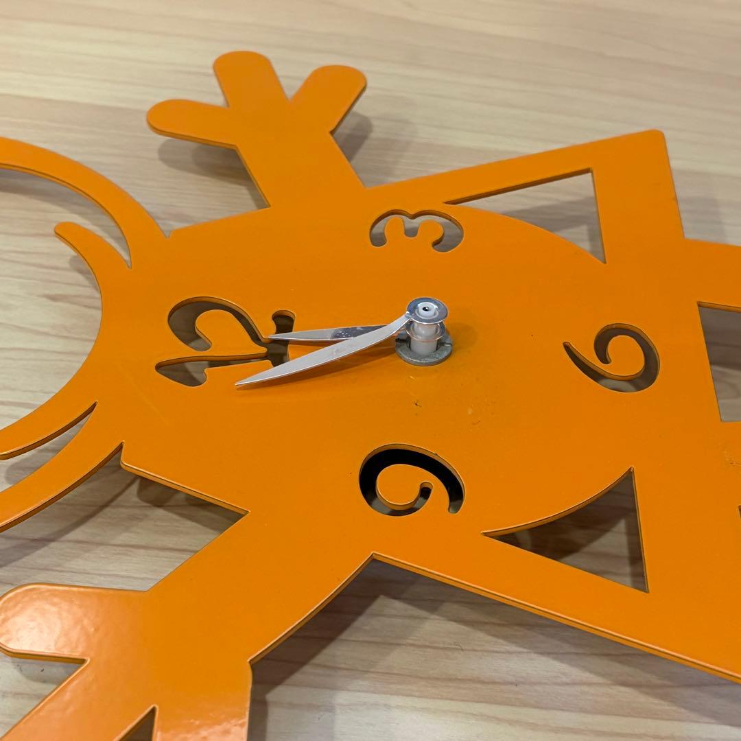 アルティ エ メスティエリ　オレンジ色 掛時計 子供部屋に