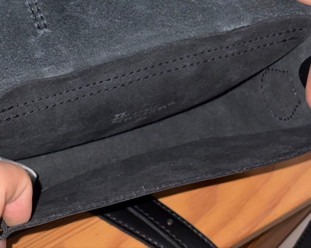 最安値　Dr. Martens 7インチ サッチェルバッグ