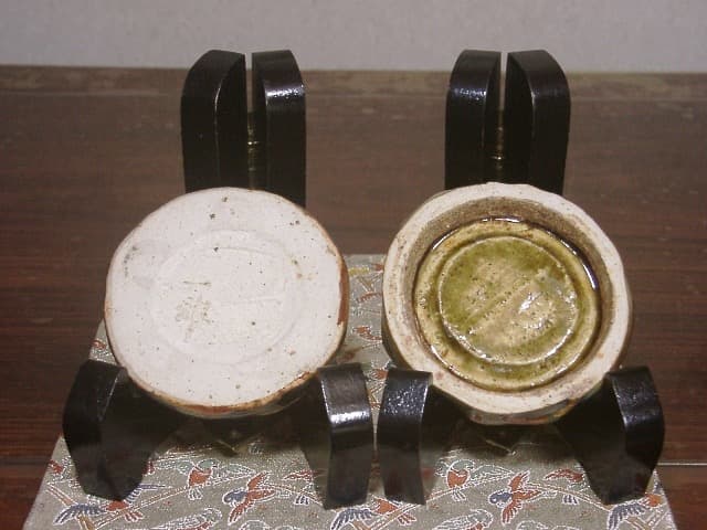 京焼・清水焼　ブロンズ作家　沼田一雅作　香合　銘：雲龍　無傷　共箱　古物。