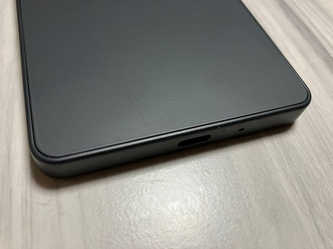 SONY Xperia10Ⅶ純正カバー等付き