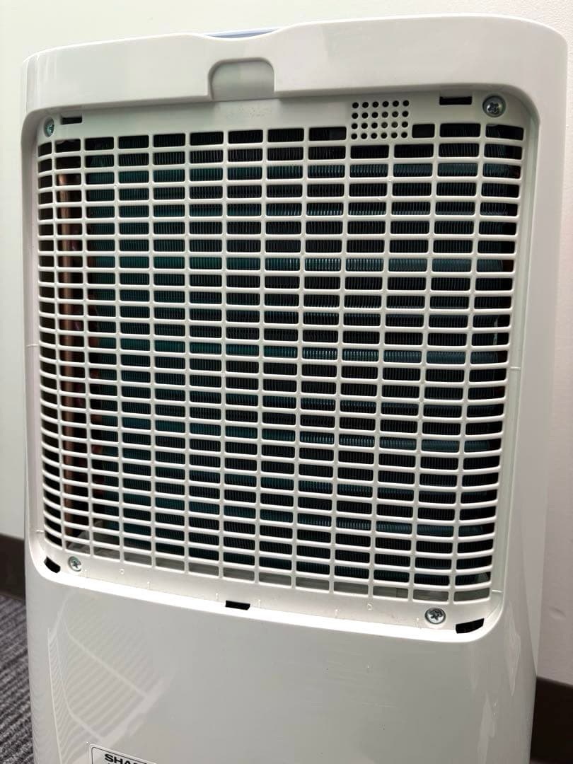 【美品】SHARP 除湿機 衣類乾燥　空気清浄　2019年製 ホワイト