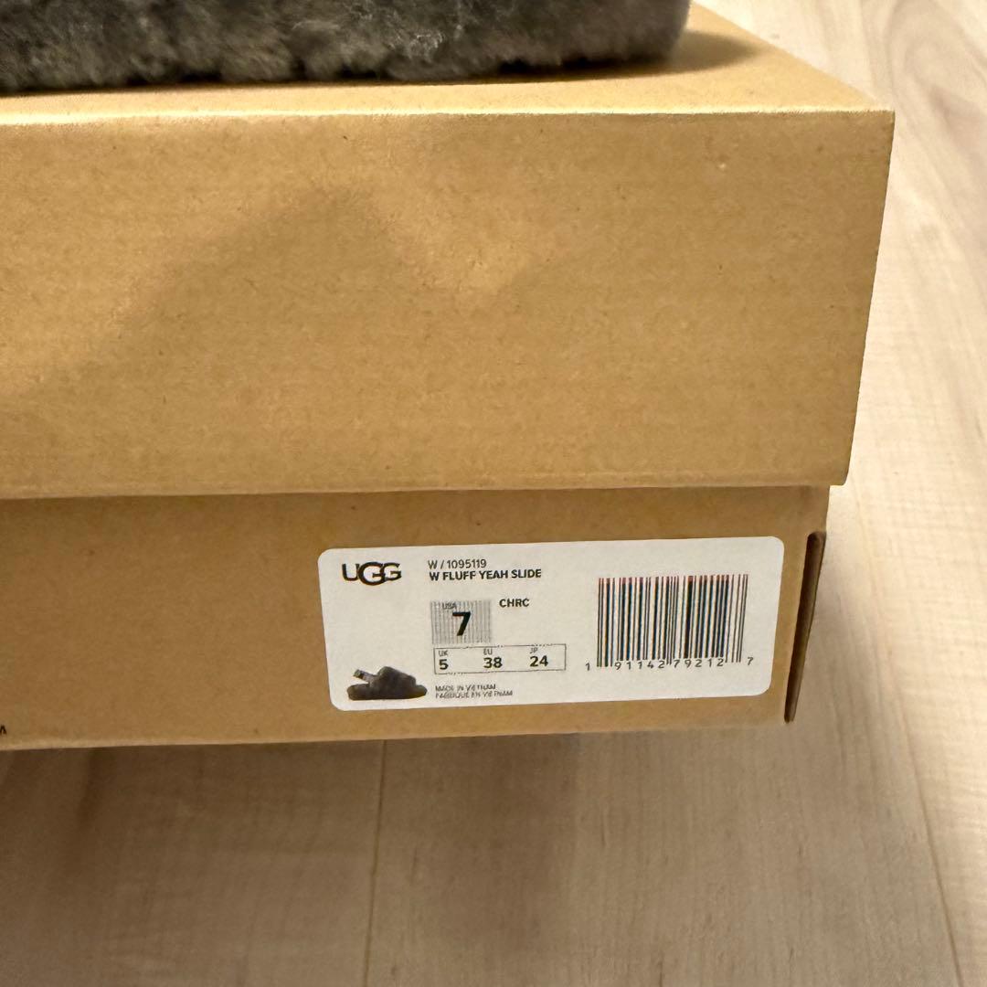【未使用】UGG フラッフ イヤー スライド ファーサンダル 24cm