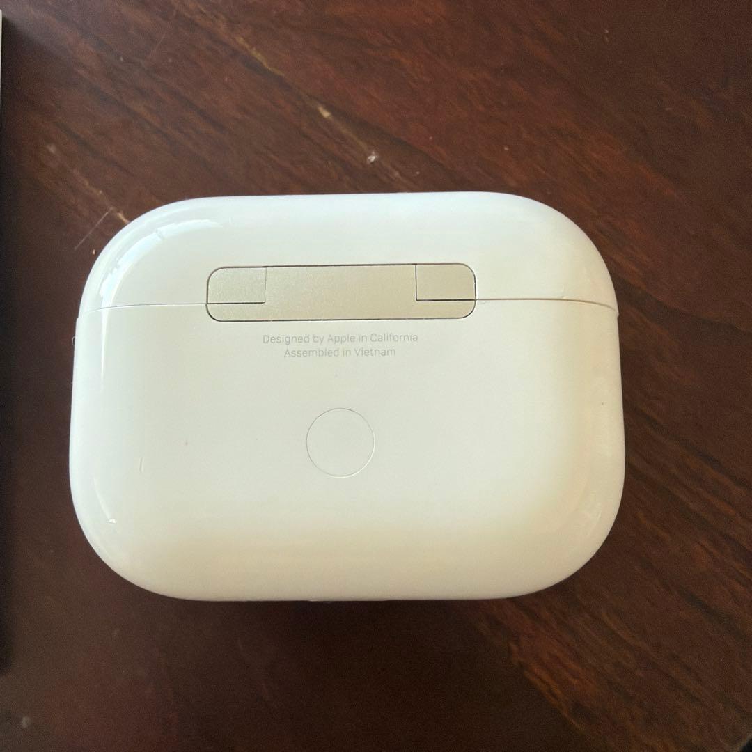 Airpods Pro2 (USB Type-C) ケース付き