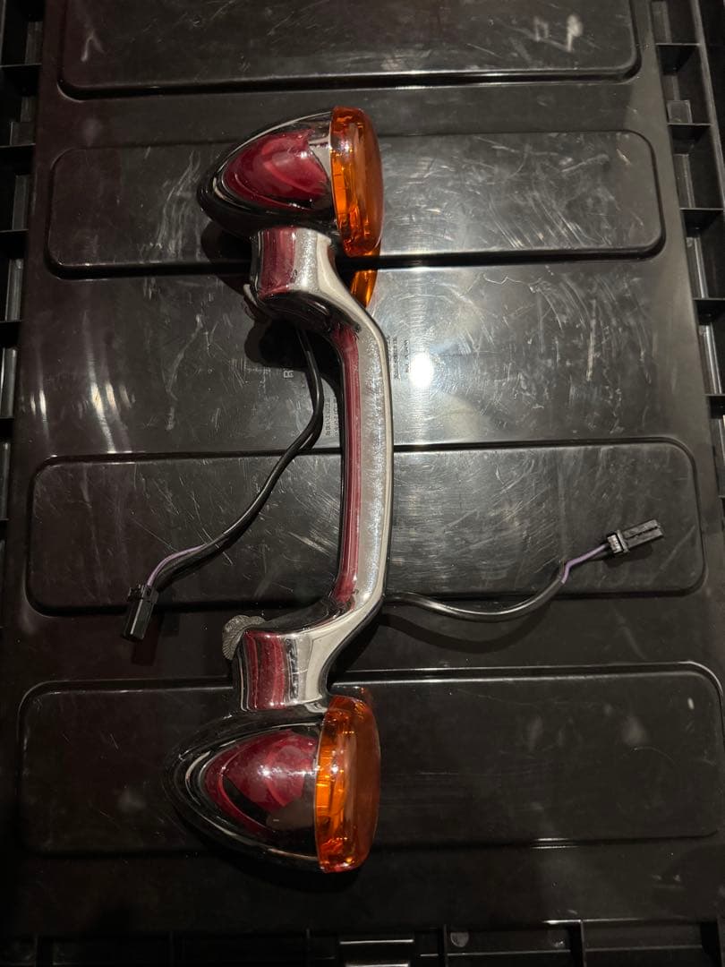 Tomoyukiさん専用ハーレー純正　ブレット・リアターンシグナル・バー