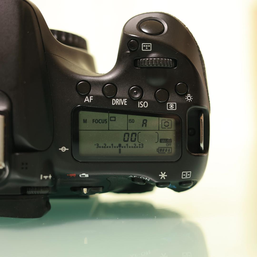 Canon EOS 70D ボディ