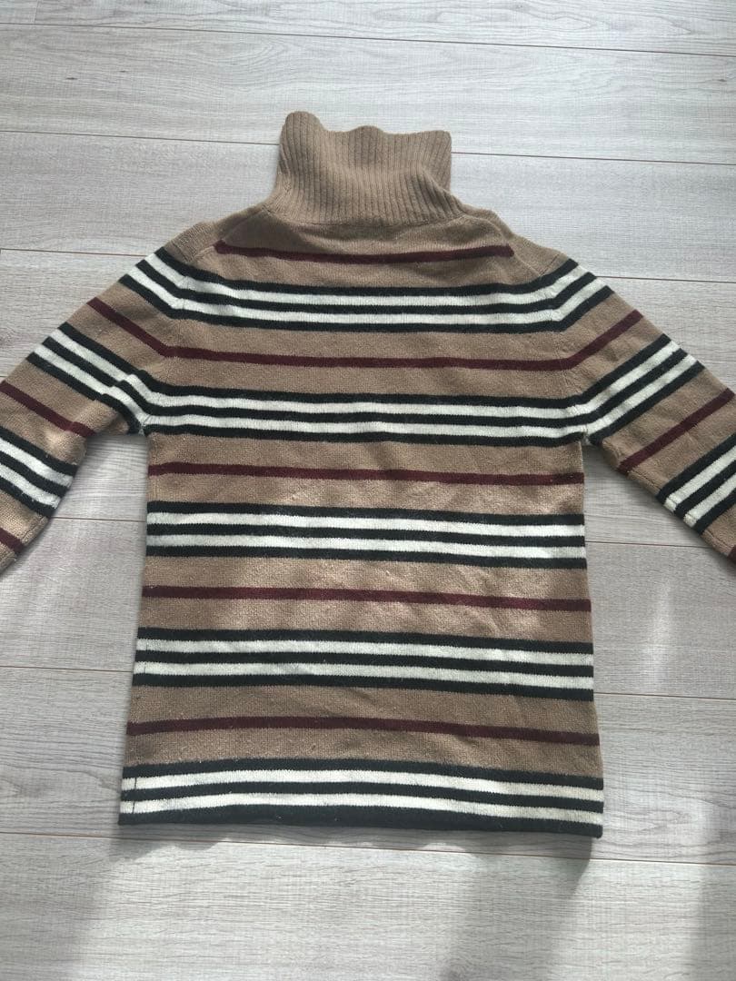 バーバリーブラックレーベル ホースロゴ刺繍　ニット タートルネック ボーダー　L