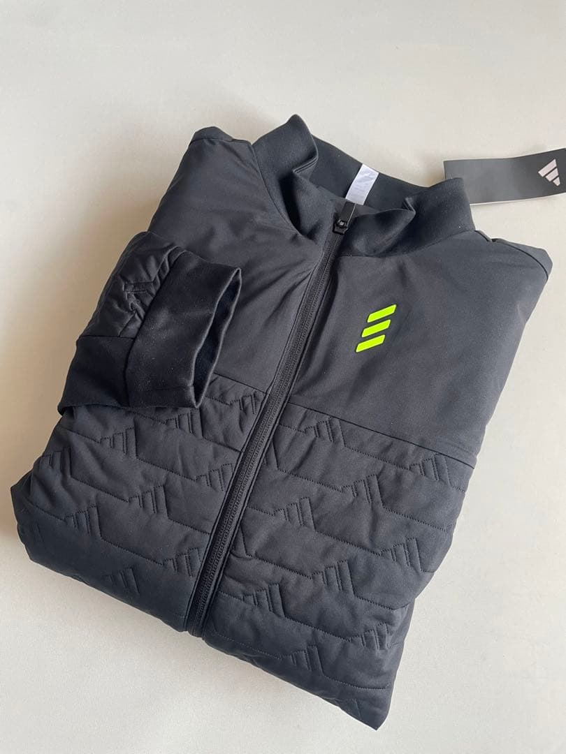 新品タグ付⛳️定価19800円　アディダスゴルフ　中わたロゴキルトジャケット　XL