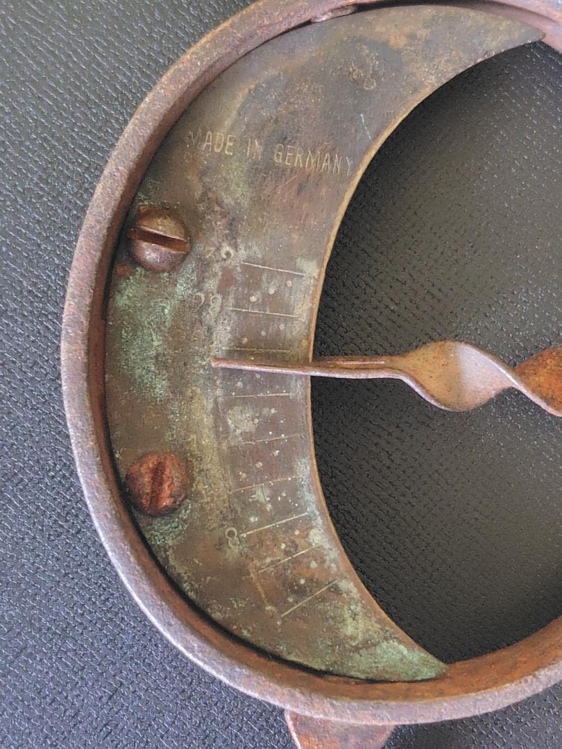 アンティーク 重厚 ドイツ製 半月型吊り秤 古道具 骨董 レトロ ばね秤 工業系