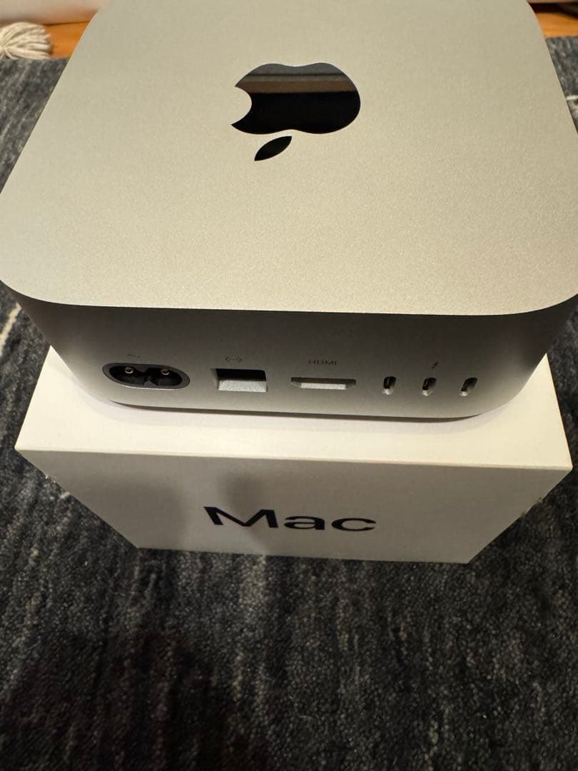 Appleストア購入品 macmini m4 pro 12コア　48GBメモリ