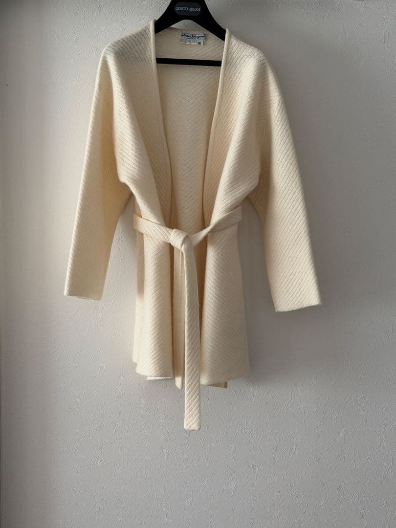 美品❣️Salvatore Ferragamo アイボリー カーディガン M