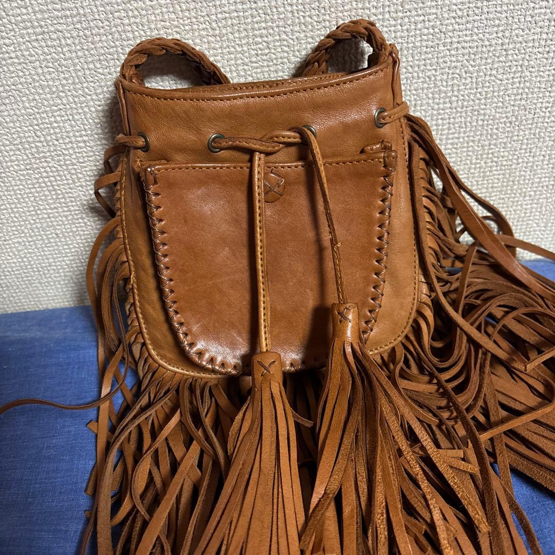 エンシャーラen.shalla 羊革レザーサコッシュ　ボヘミアン　ハンドメイド