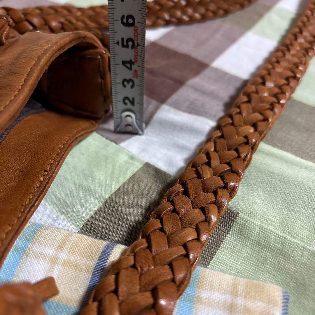 エンシャーラen.shalla 羊革レザーサコッシュ　ボヘミアン　ハンドメイド