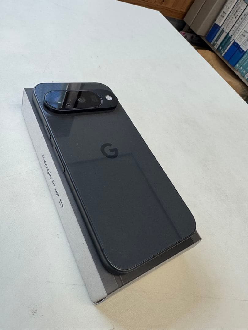 Google Pixel10 256GB Obsidian 本体（おまけ付き）