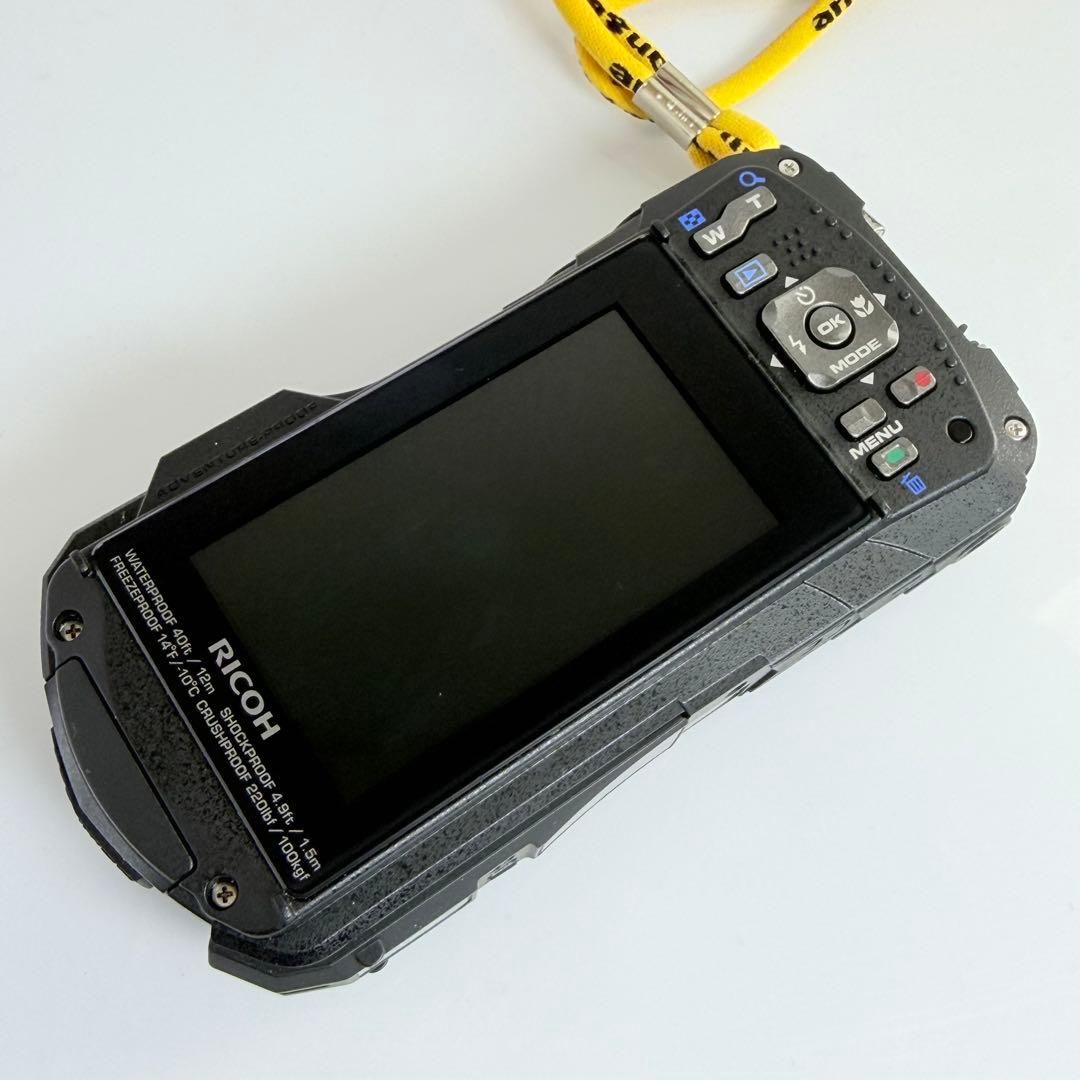 美品❀RICOH WG-30 デジカメ 本体 コンデジ デジタルカメラ 黒 防水