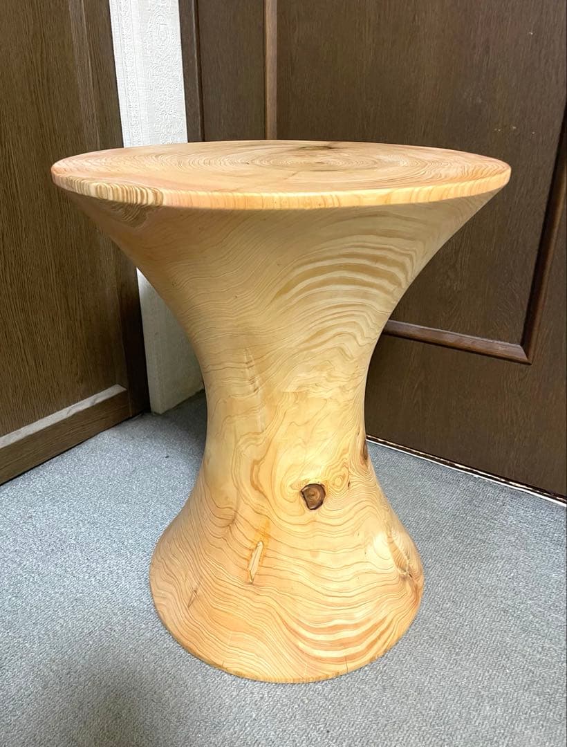 丸太　木製フレア型サイドテーブル