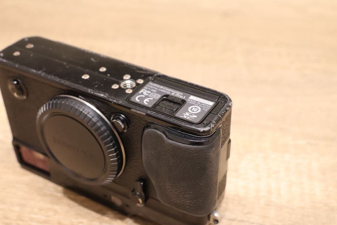 FUJIFILM X-Pro1 ボディ ミラーレスカメラ
