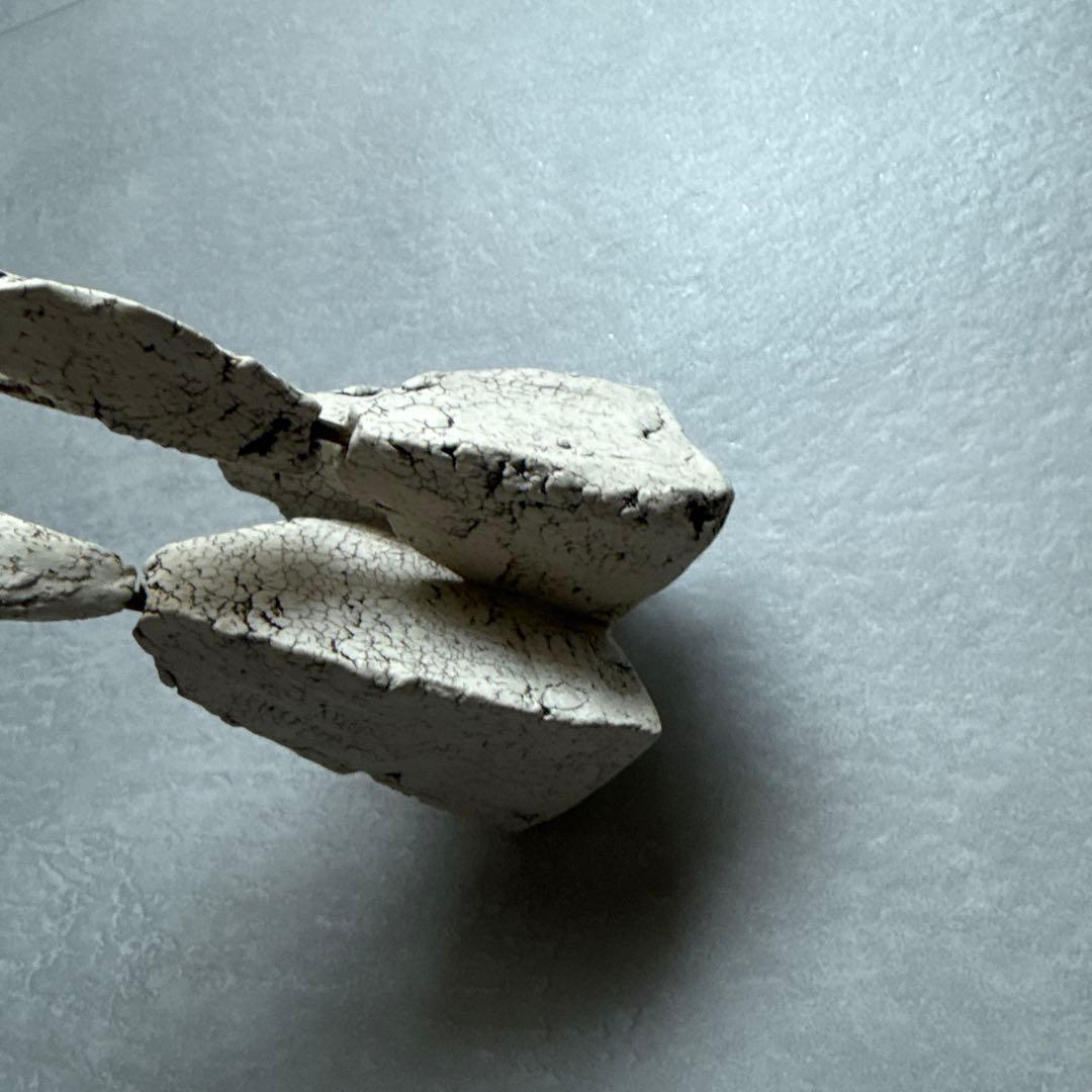 中根楽さん 草のオブジェ