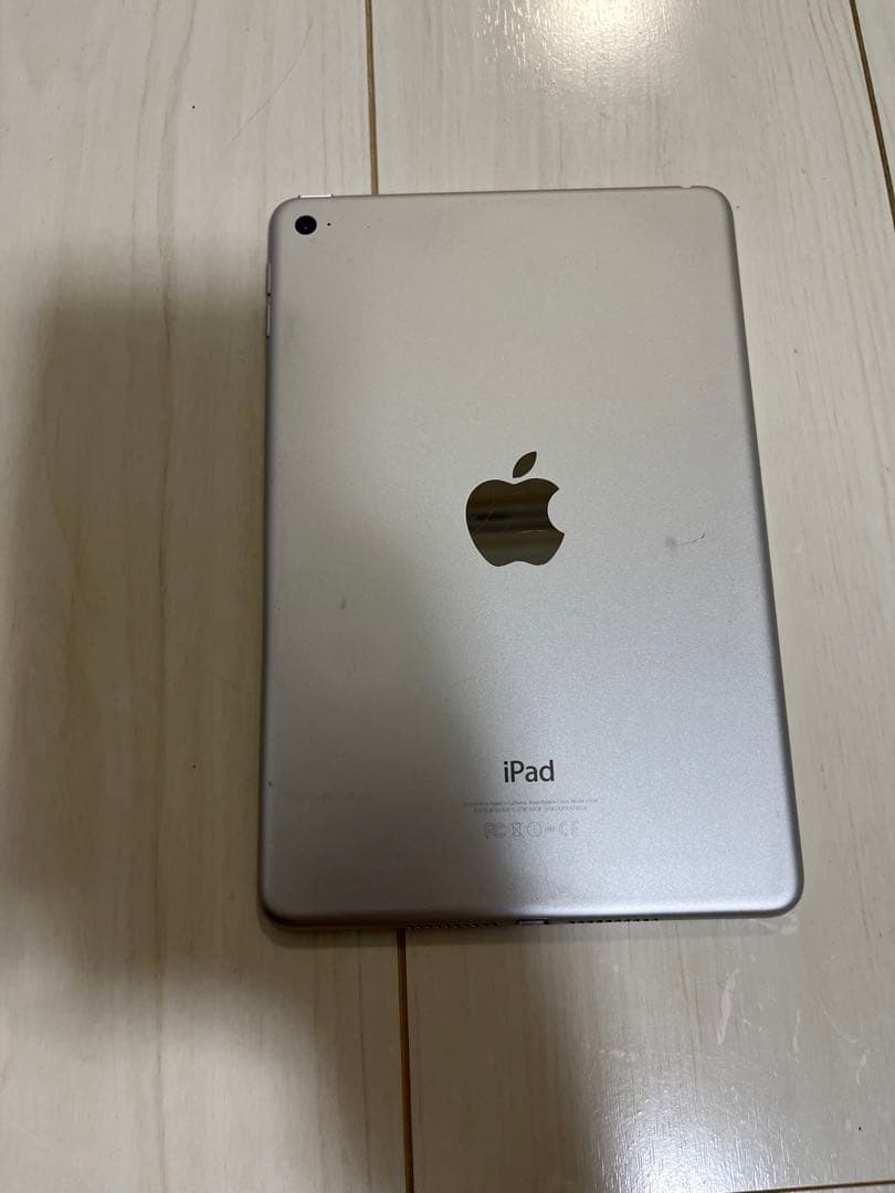 Apple iPad mini4シルバー32GB