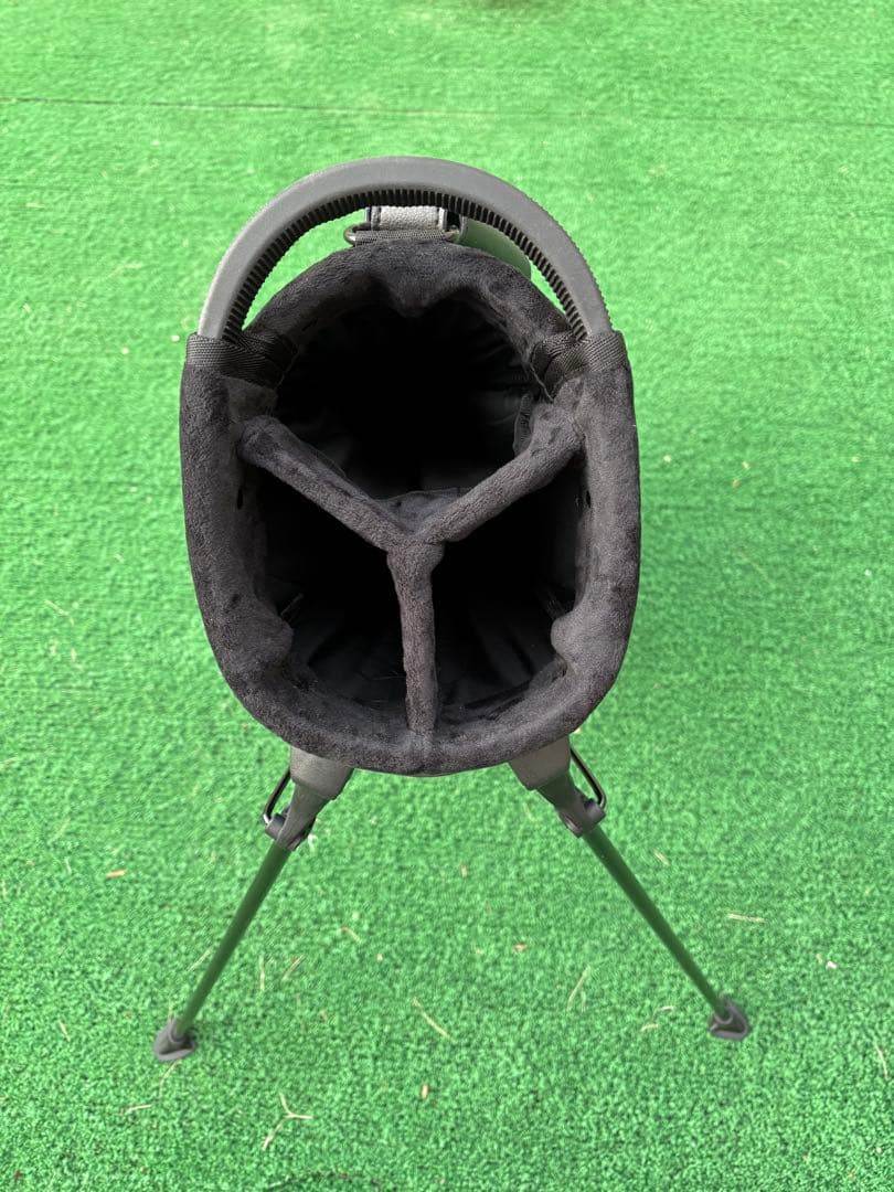 Oakley ブラック キャディバッグ