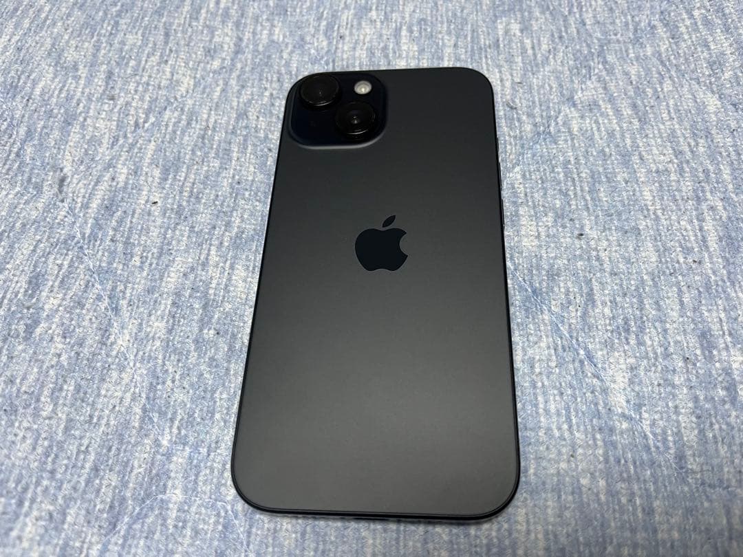 iPhone 15 美品 128GB バッテリー100%