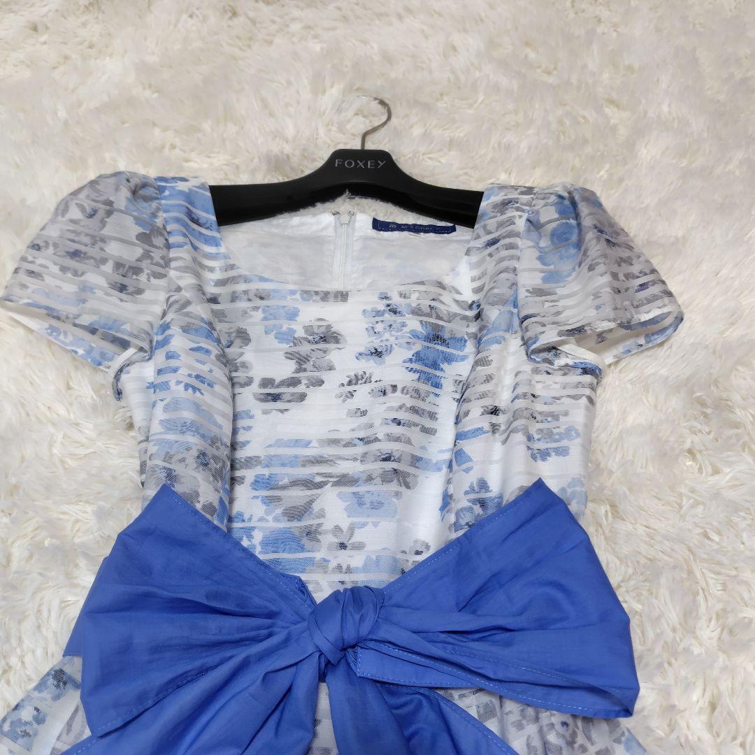 【美品♡人気デザイン】エムズグレイシー　シアーフラワーリボンフレアワンピース　青