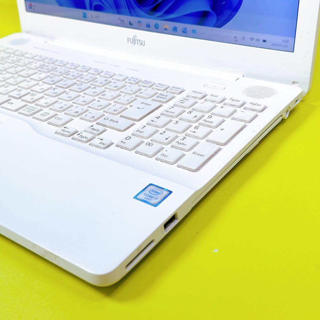 極速i7⭐️windows11 高速SSDノートパソコン カメラ ワードエクセル