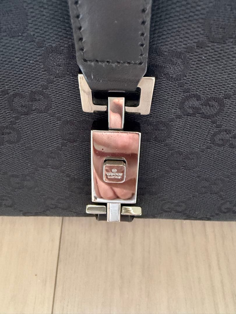 GUCCI グッチ　ショルダーバッグ　ジャッキー　ブラック　GG柄