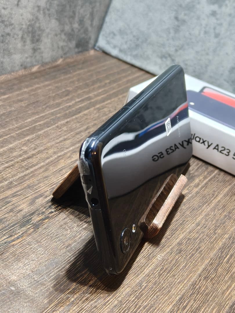 美品 Galaxy A23 5G SCG18 SIMフリー スマホ