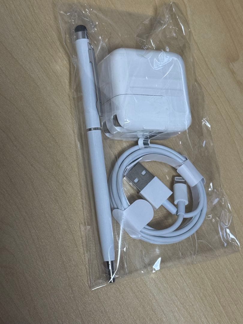 美品 ipad mini 4 64GB Wi-Fiモデル 動作確認済み