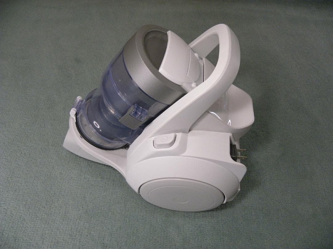 Panasonicサイクロン掃除機MC-SR610K