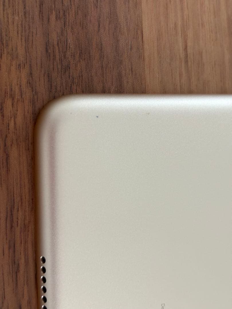 ップル iPad mini 4 WiFi 64GB ゴールド本体のみ