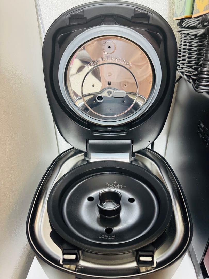 【新品同様】Tiger 土鍋ご泡火炊き　炊飯器