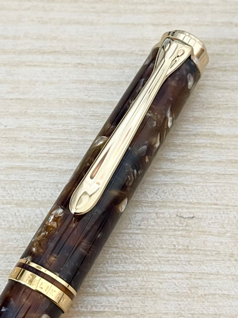 ペリカン　ボールペン　スーベレーンK800　ルネッサンスブラウン