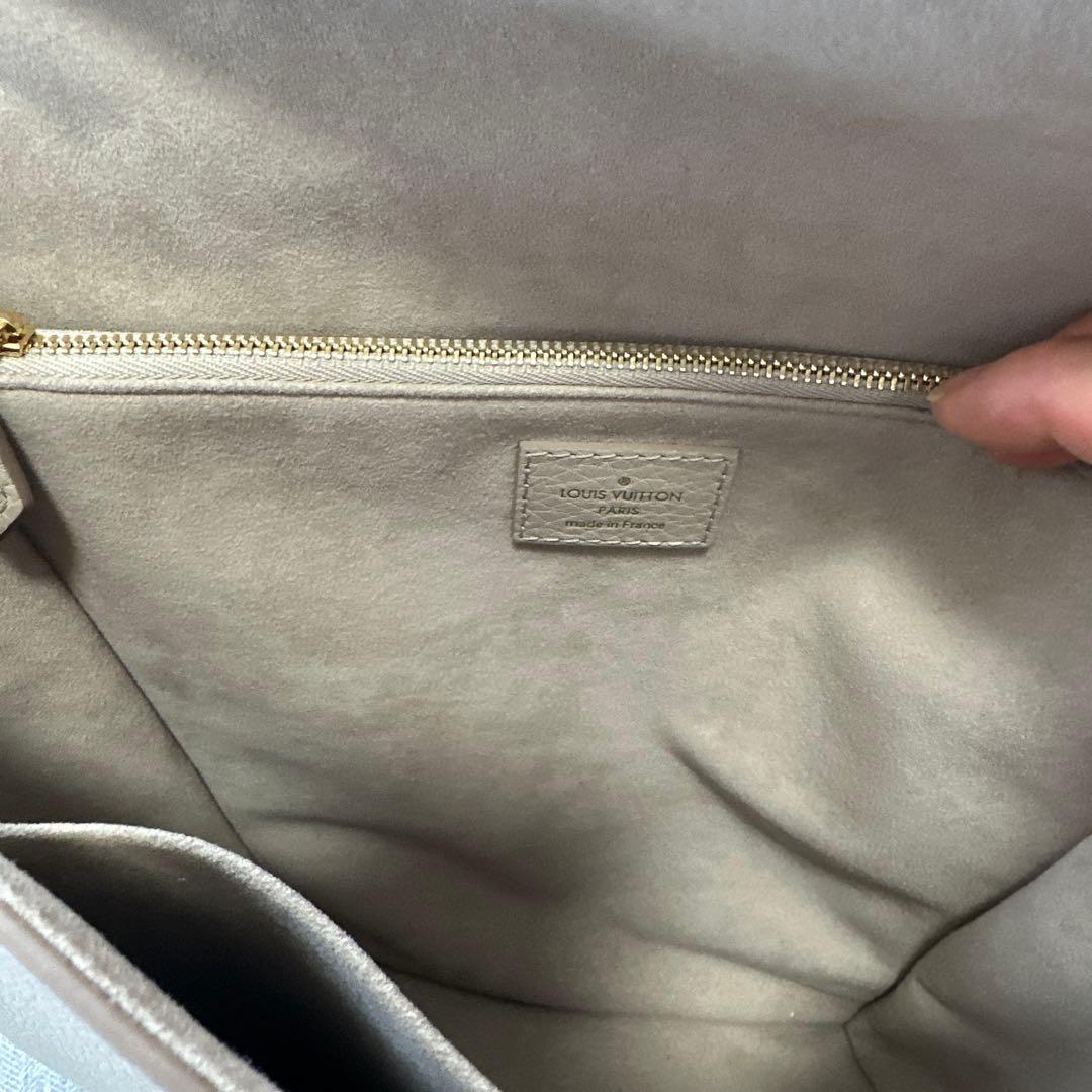 ブランド名 LOUIS VUITTON（ルイ・ヴィトン）