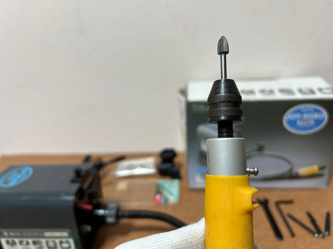 電動　神•舎利付け　ミニ盆栽　小品盆栽