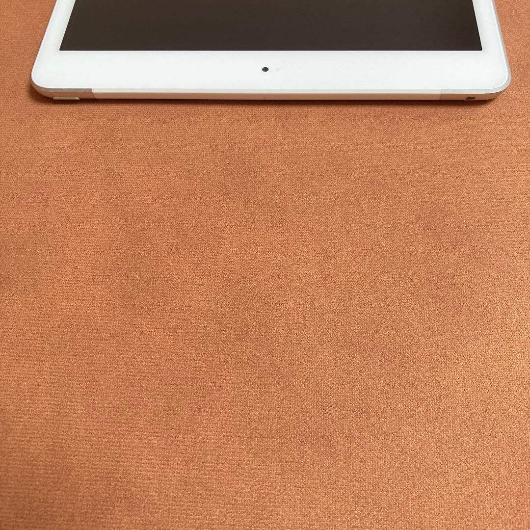 670【早い者勝ち】iPad7 第7世代 32GB SIMフリー☆