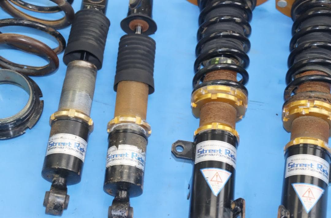 ワゴンR MH23S スティングレー HE22S ラパン　車高調