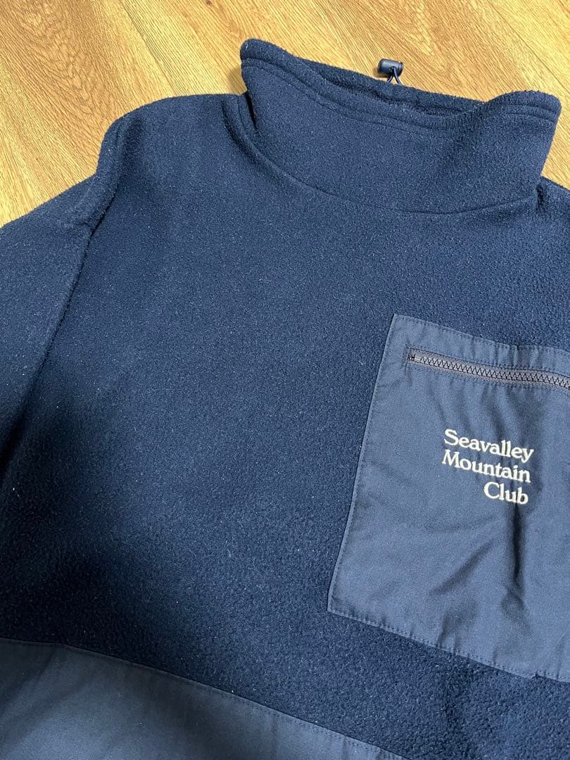 Seavalley Mountain Club フリースハイネックプルオーバー