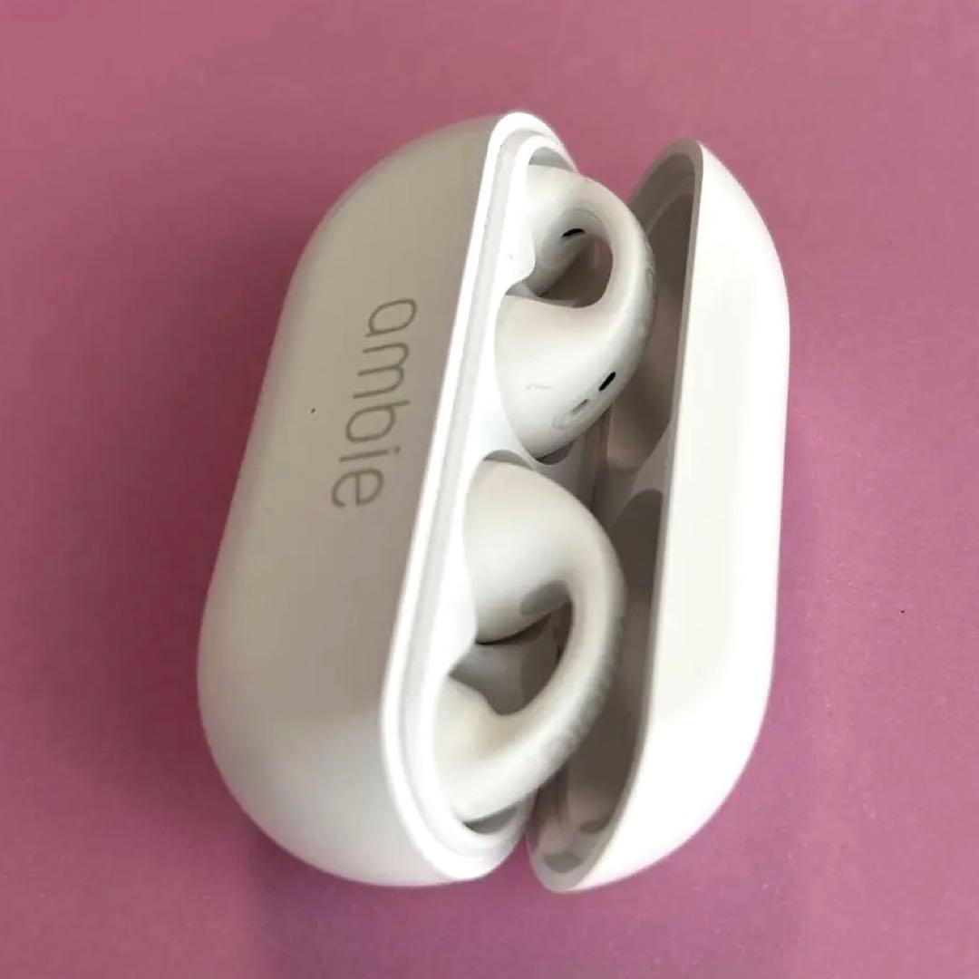 ambie ワイヤレスイヤホン ホワイト　超美品です