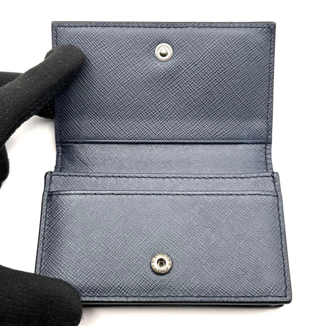 プラダ カードケース 名刺入れ シルバーロゴ サフィアーノ レザー ネイビー