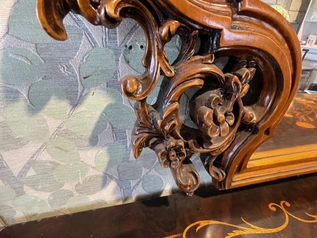 バロック様式 木製サイドボード