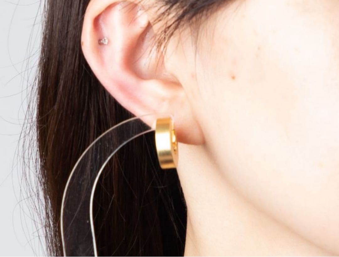 TOM WOOD ゴールドピアス